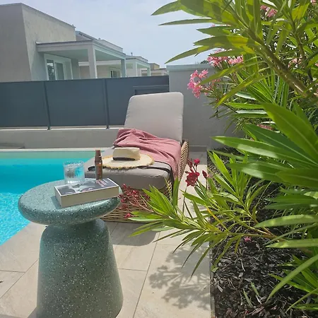 Sofia With Private Pool In Sirmione Garda *